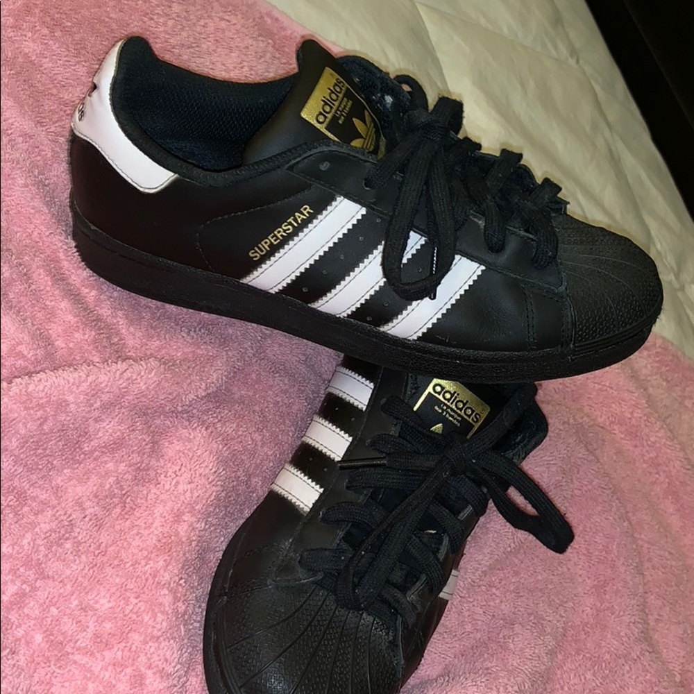 Adidas superstar shoes  women US 5